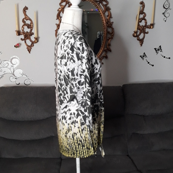 Christopher & Banks funky patterned womens top - Picture 6 of 10